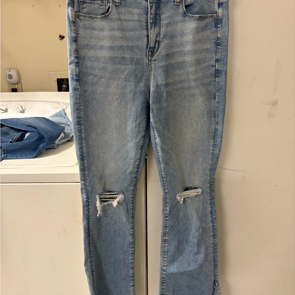 American Eagle Outfitters Light Blue Distressed Straight Leg Jeans